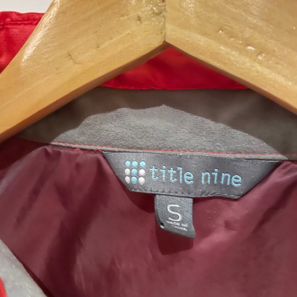 Title Nine Puffer Vest - Picture 2 of 3